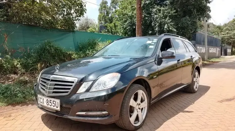 Mercedes-Benz E 250