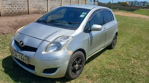 2010 Toyota Vitz