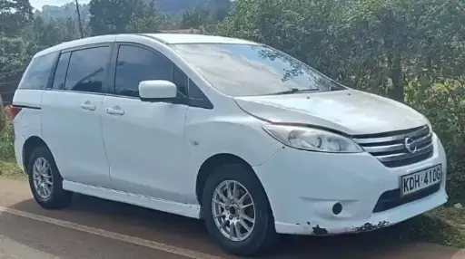 2016 Nissan Lafesta