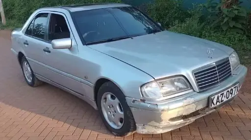 2000 Mercedes-Benz C200