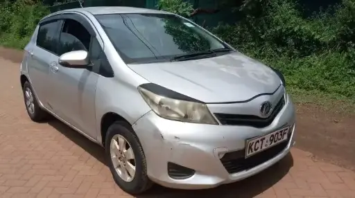 2011 Toyota Vitz